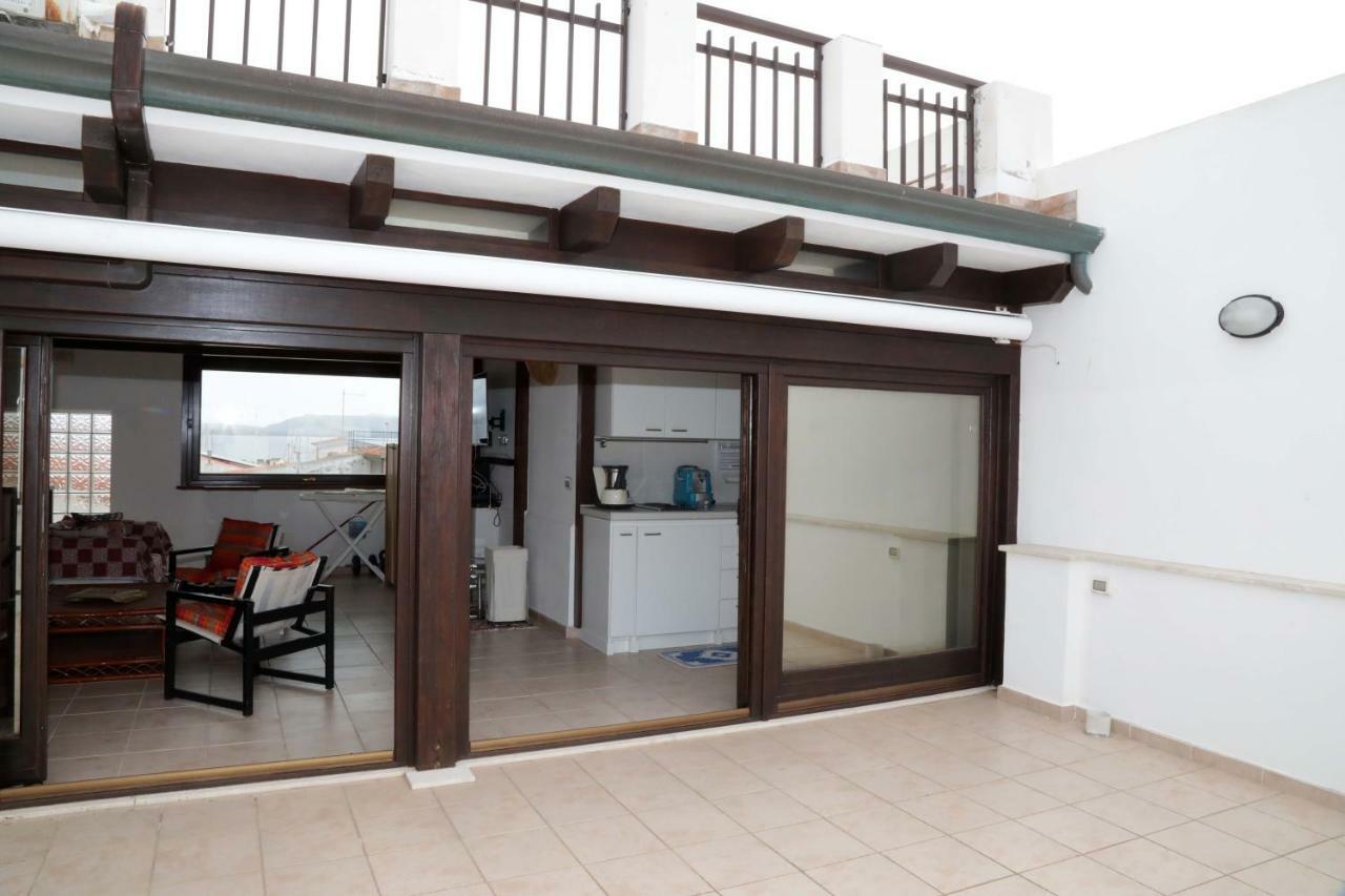 Luxury Apt Apartment Calasetta Luaran gambar