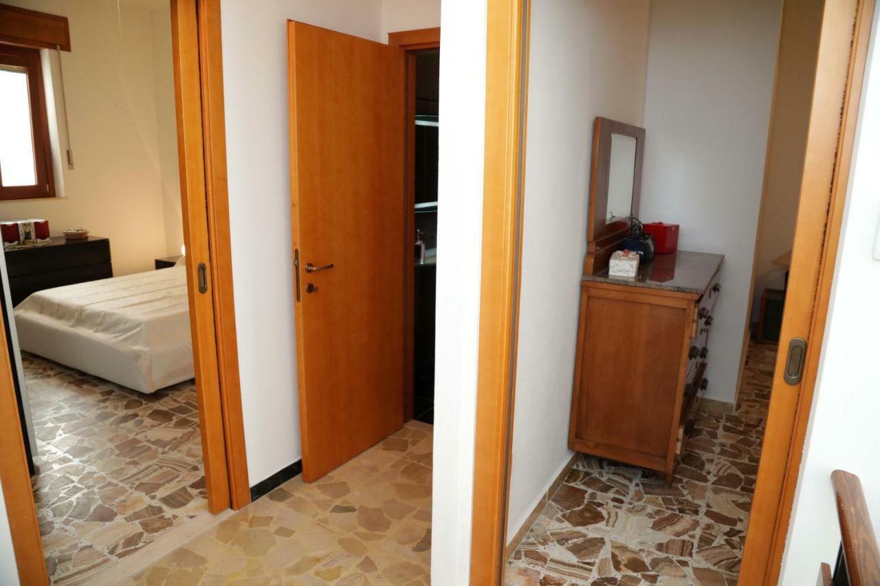 Luxury Apt Apartment Calasetta Luaran gambar