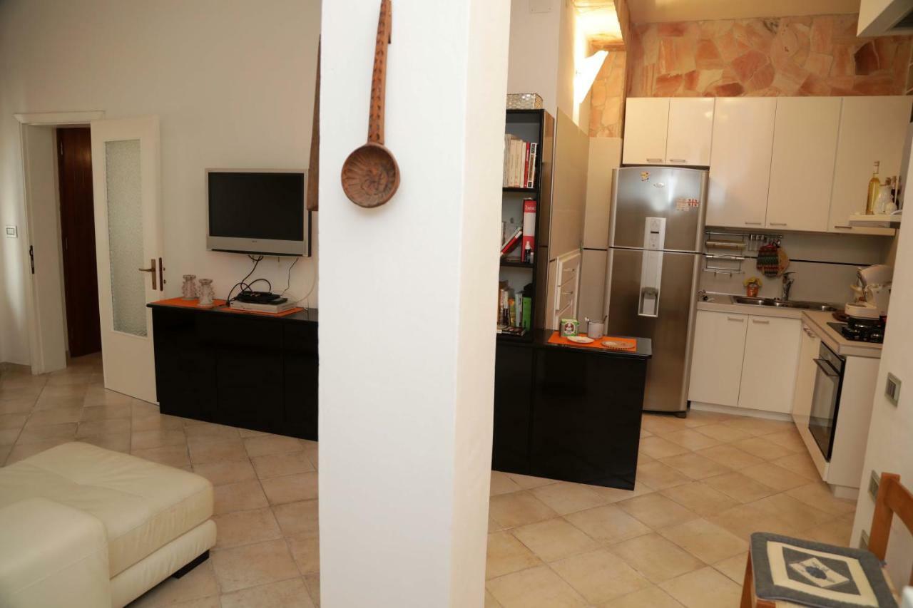 Luxury Apt Apartment Calasetta Luaran gambar