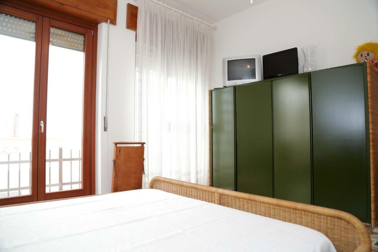 Luxury Apt Apartment Calasetta Luaran gambar